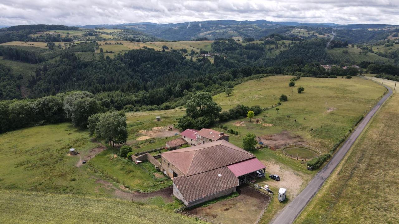 Bed and Breakfast Domaine Du Coq En Pat Augerolles Екстер'єр фото