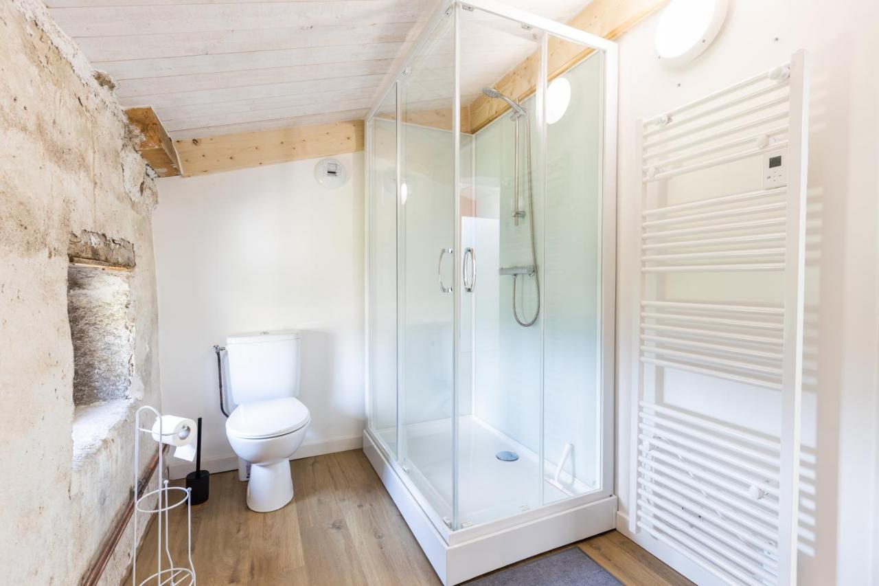 Bed and Breakfast Domaine Du Coq En Pat Augerolles Екстер'єр фото